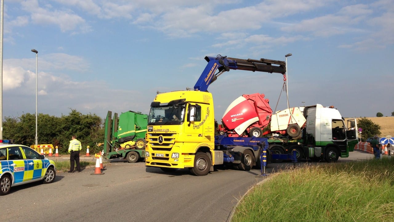 lorry loader lifting access equipment